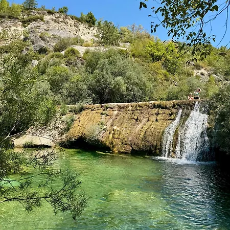 Riverstone Oasis * Τρέμπινιε