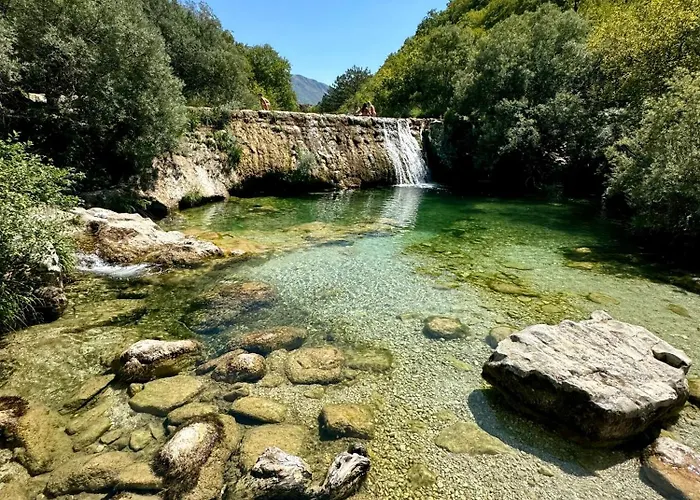 Riverstone Oasis 特雷比涅